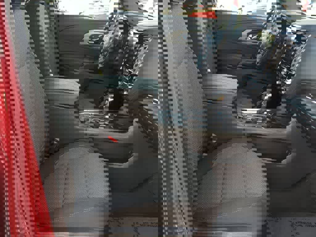 Used 2024 Chevrolet Traverse LT image 22