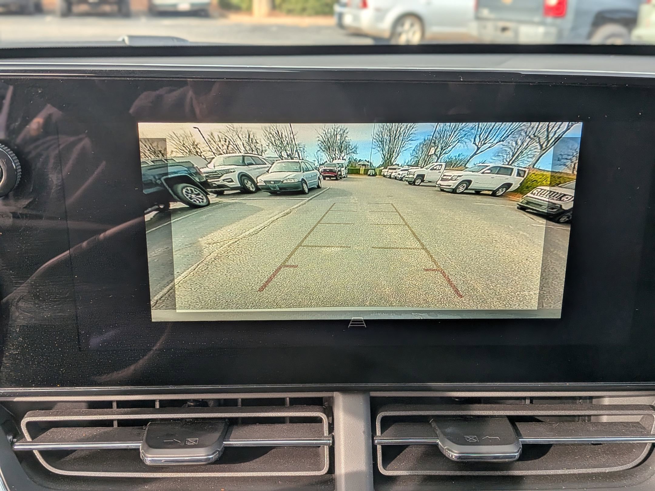 Certified 2025 Chevrolet Trax LT w/ LT Convenience Package image 28