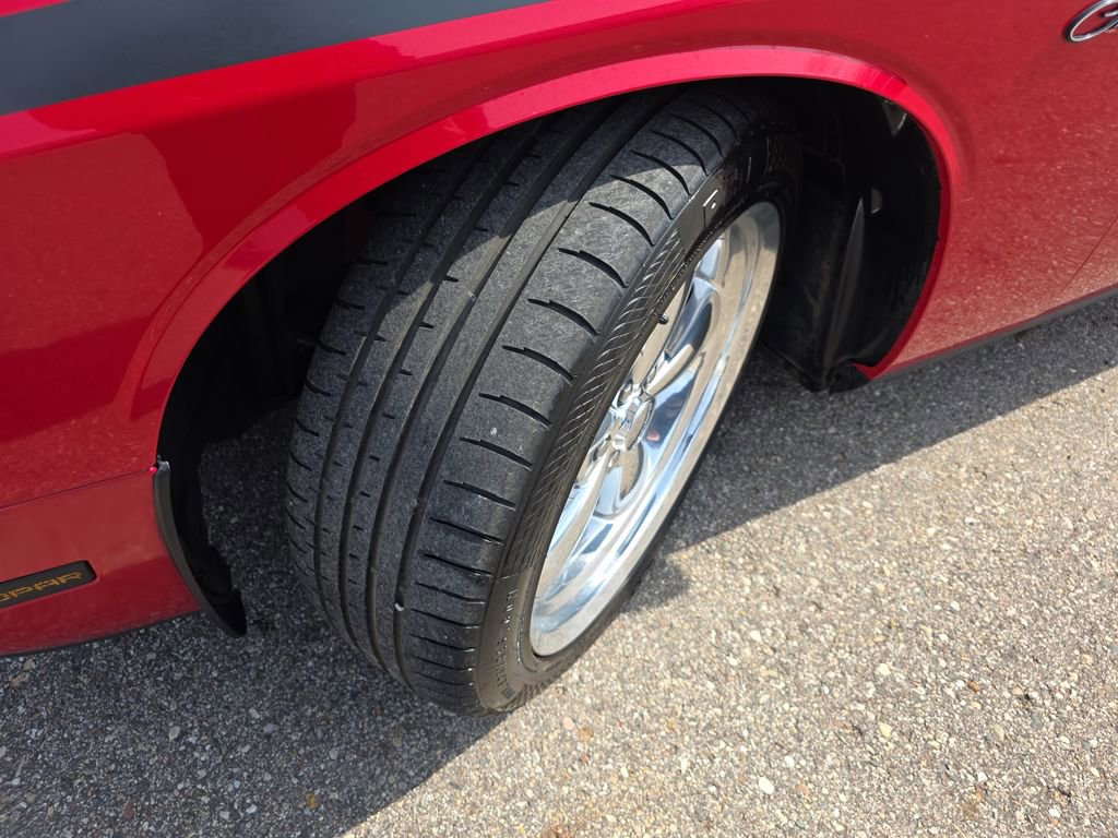 Used 2012 Dodge Challenger R/T image 29