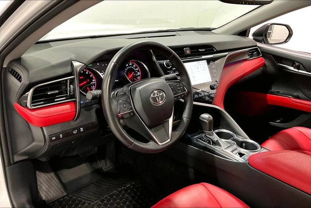 Used 2020 Toyota Camry XSE FWD image 22