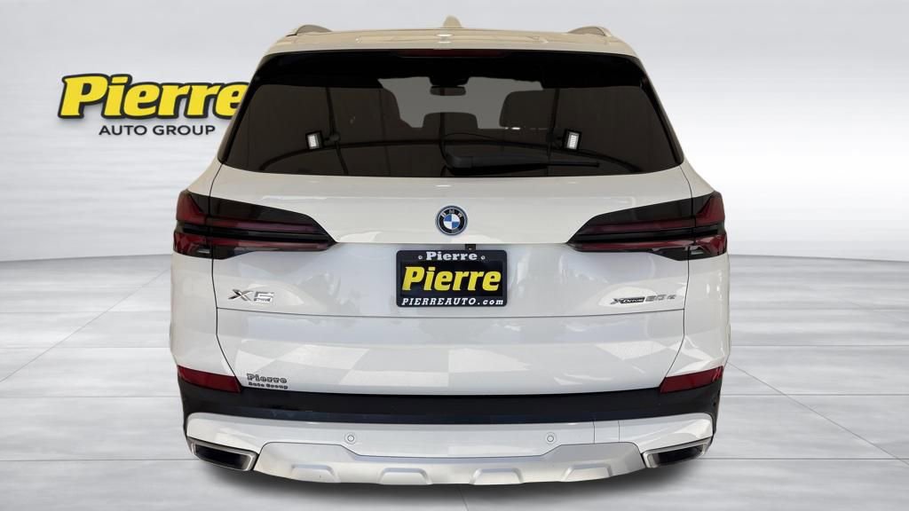 Used 2025 BMW X5 xDrive50e video 3