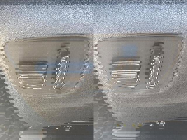 Used 2022 Toyota Highlander LE image 12