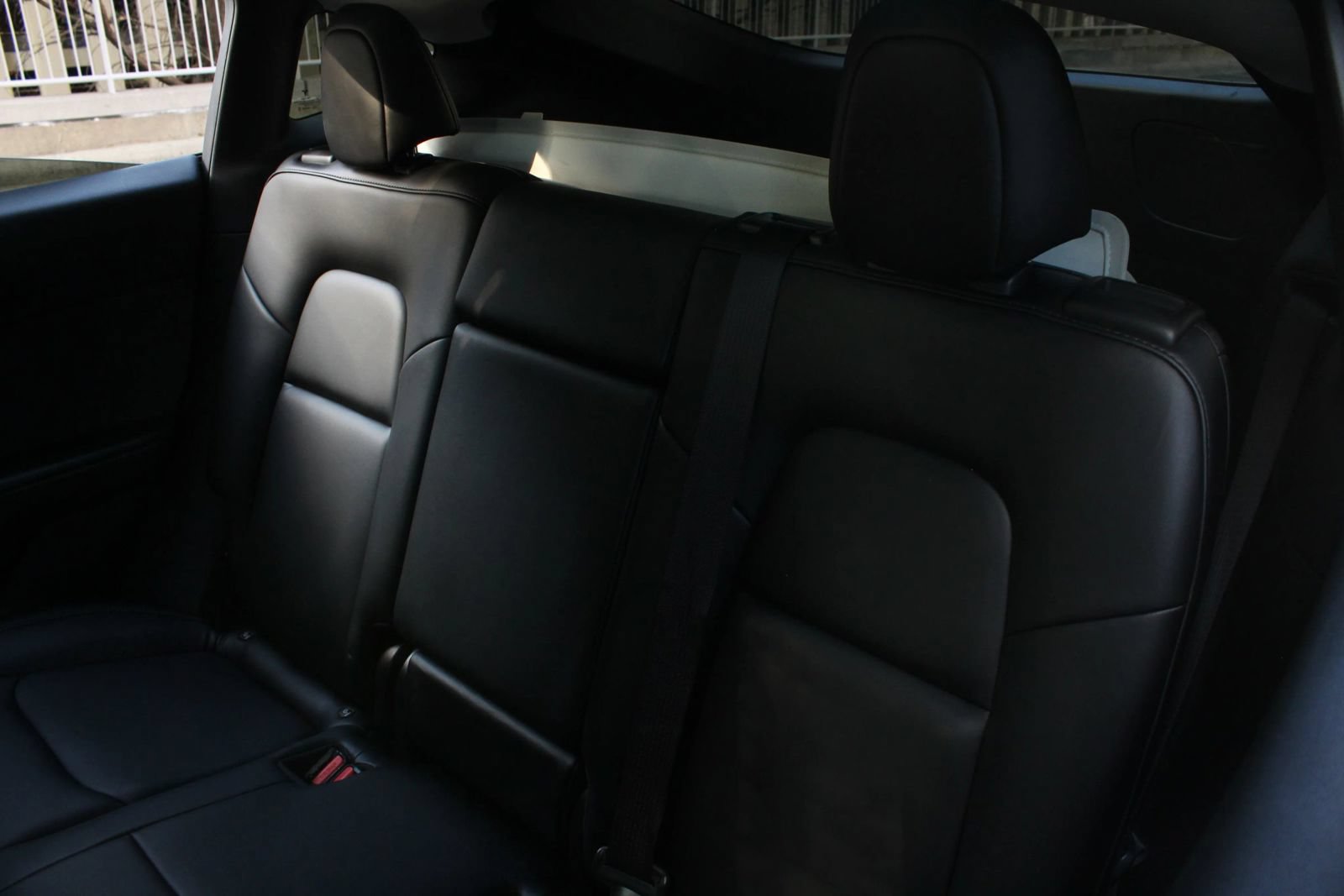 Used 2020 Tesla Model Y Long Range AWD/4WD image 18