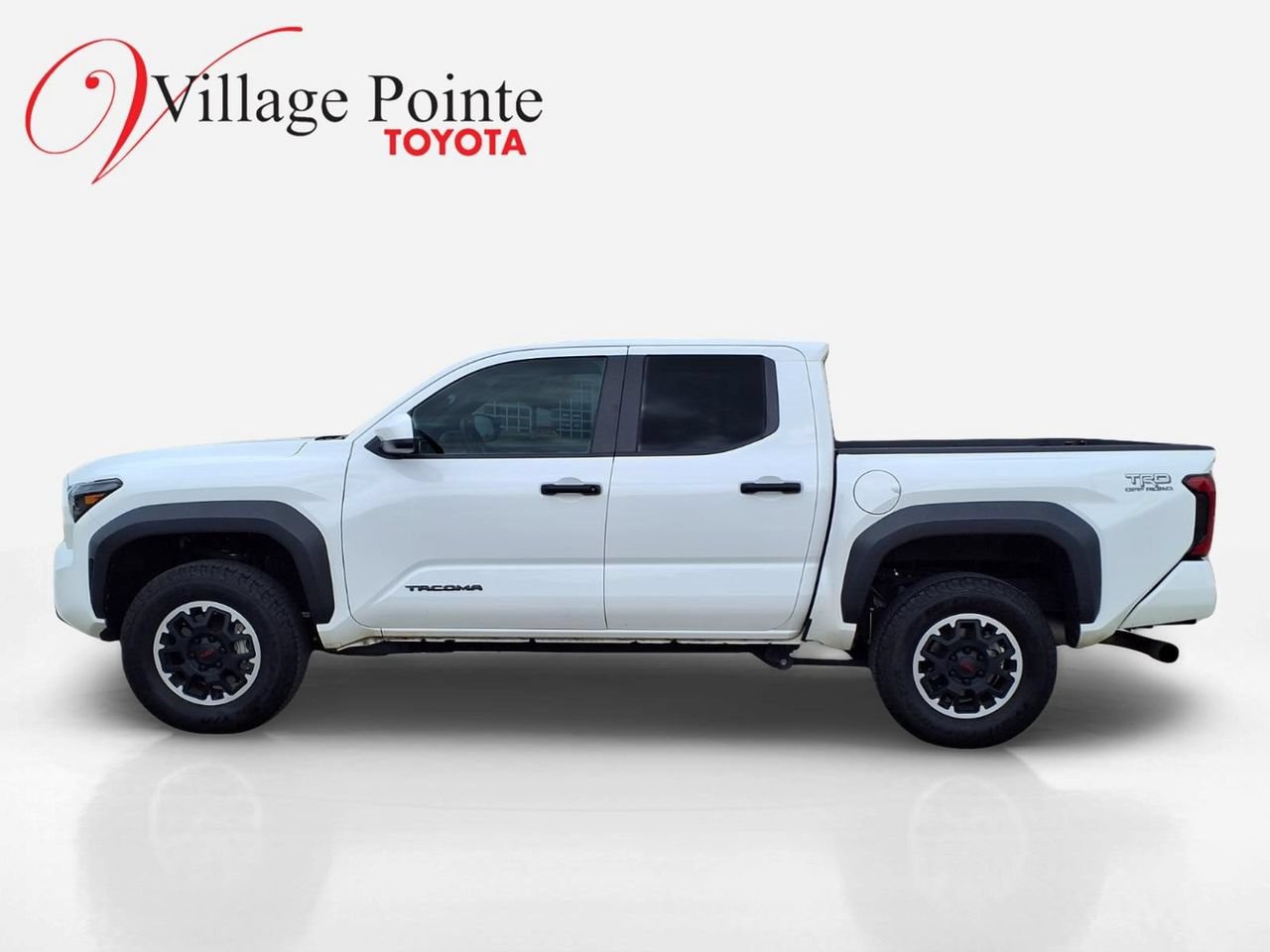 Used 2024 Toyota Tacoma TRD Off-Road AWD/4WD image 2