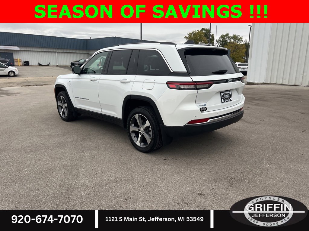 Used 2023 Jeep Grand Cherokee 4WD 4xe w/ Luxury Tech Group II image 14