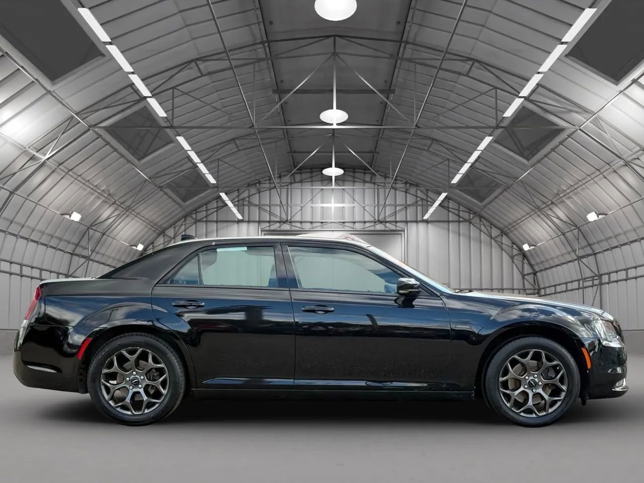 Used 2015 Chrysler 300 S w/ 300S Premium Group image 8