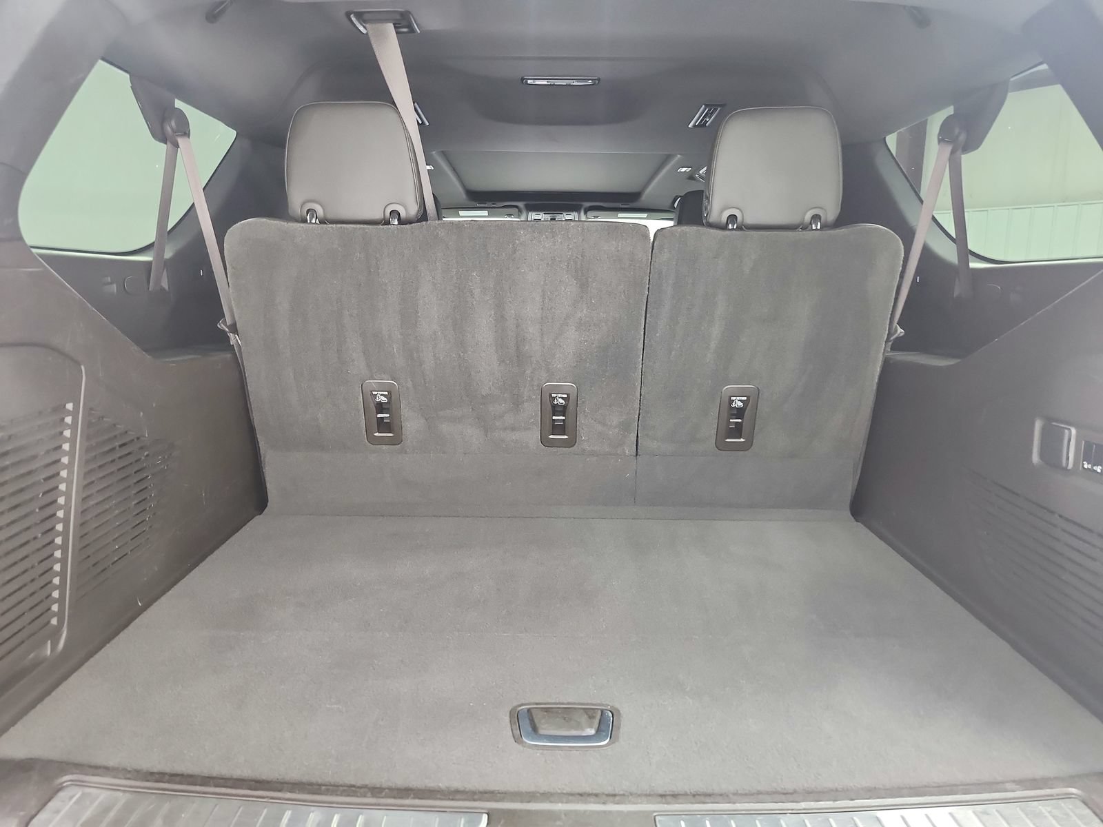 Used 2021 GMC Yukon XL Denali AWD/4WD image 48