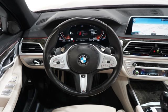 Used 2021 BMW 740i xDrive w/ M Sport Package image 12