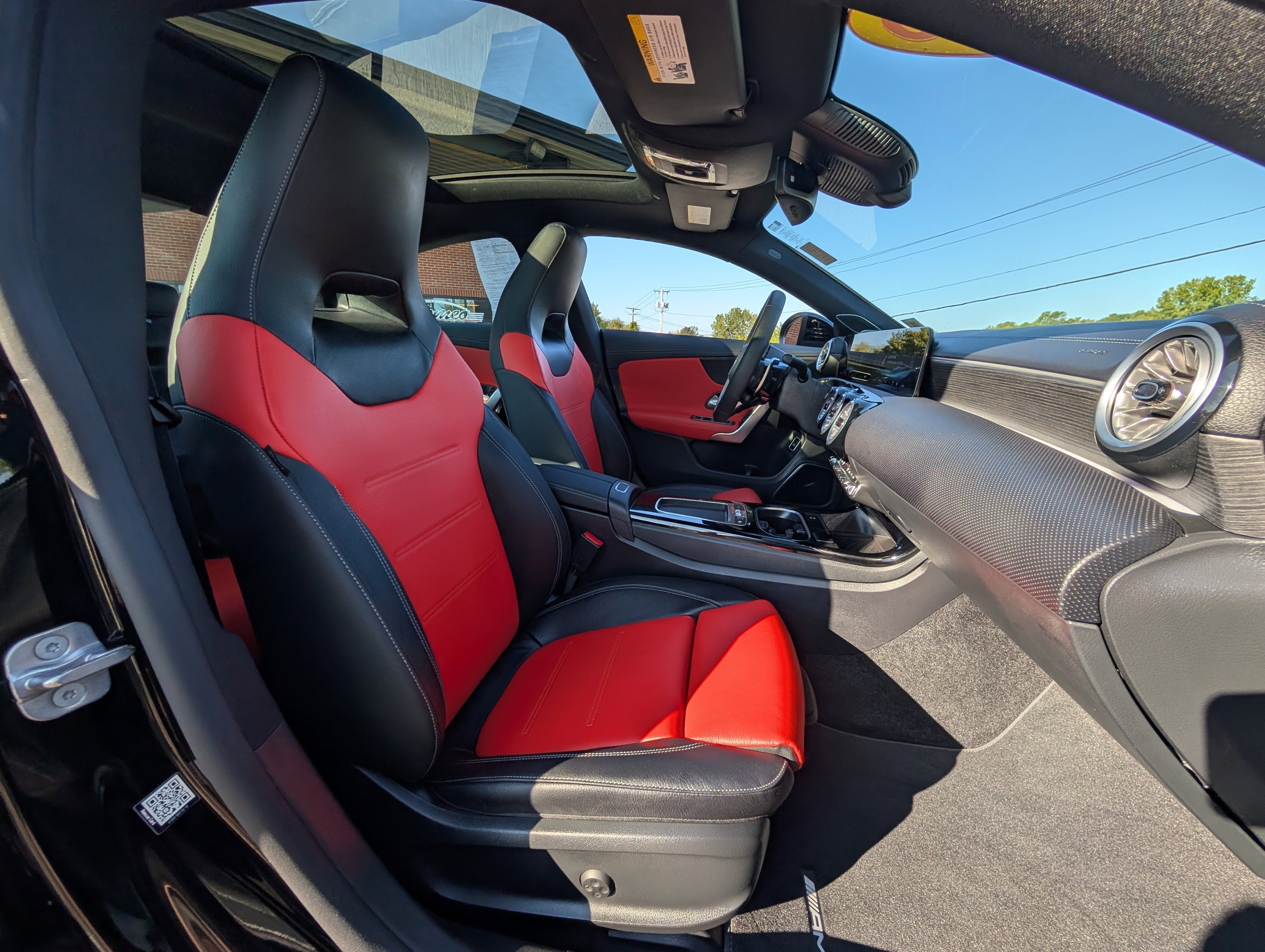 Used 2025 Mercedes-Benz CLA 35 AMG 4MATIC image 61