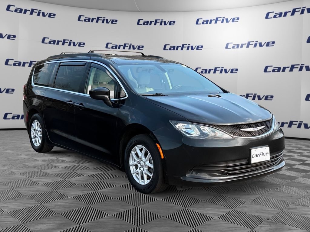 Used 2020 Chrysler Voyager Lxi image 8