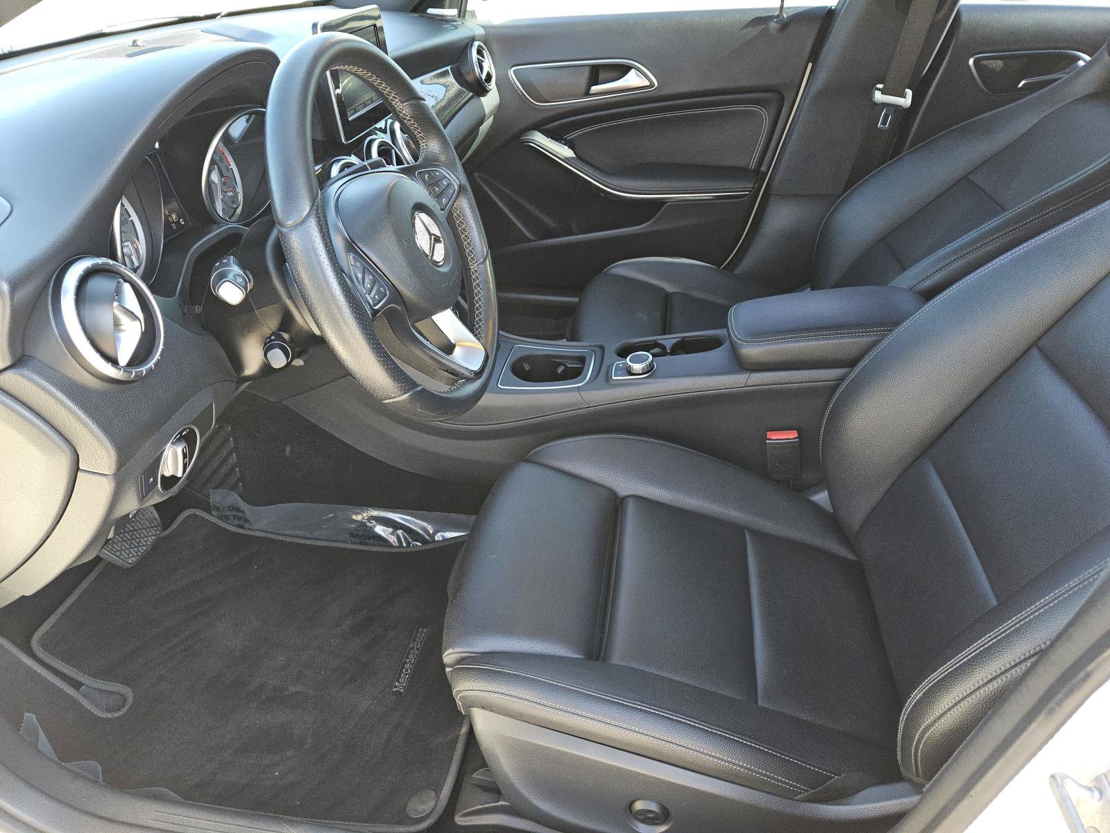 Used 2016 Mercedes-Benz CLA 250 image 21
