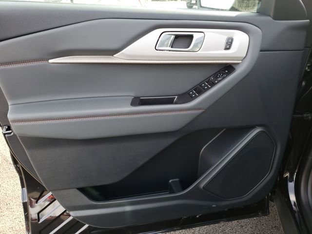 New 2026 Ford Explorer Active w/ Active Comfort Package image 19