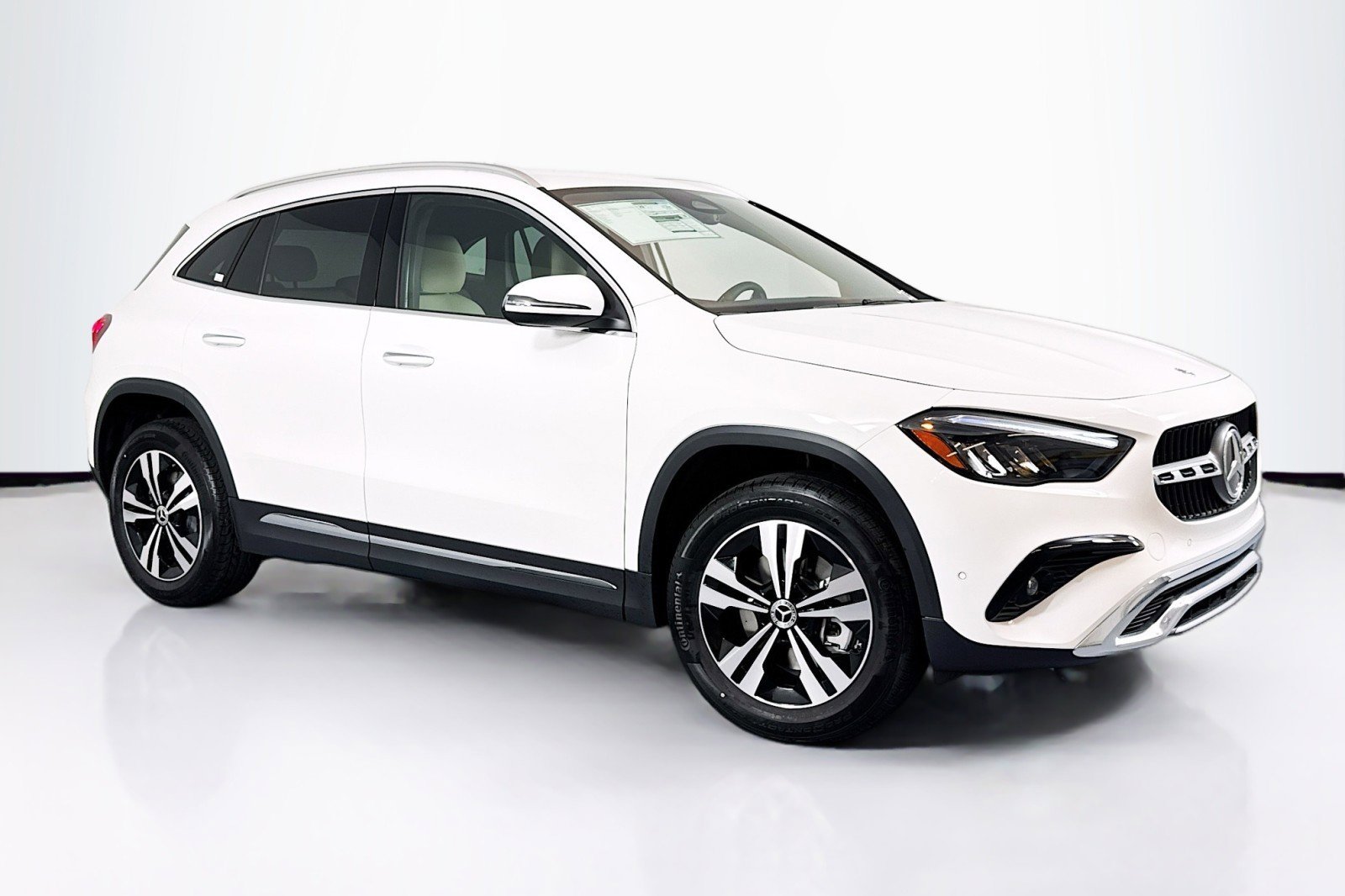 New 2025 Mercedes-Benz GLA 250 image 3