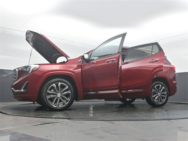 Used 2018 GMC Terrain Denali w/ Comfort Package image 59