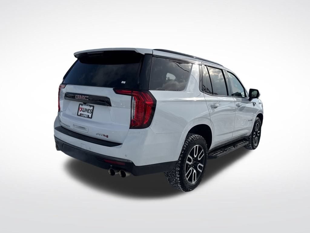 Used 2024 GMC Yukon AT4 AWD/4WD image 11