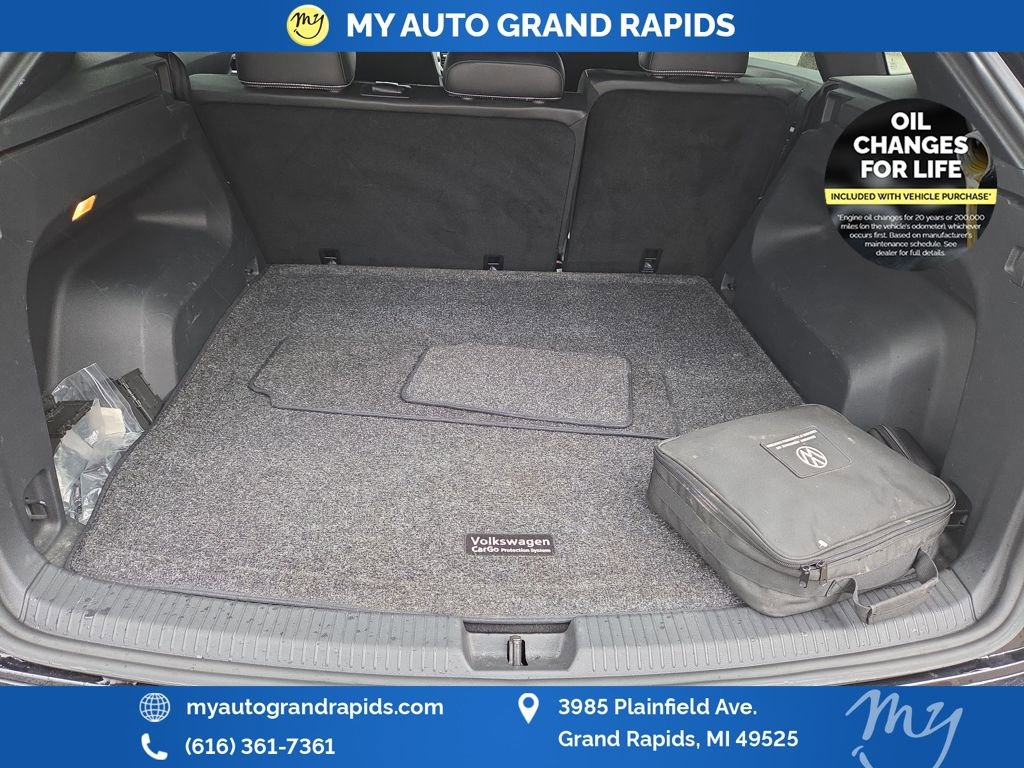 Used 2022 Volkswagen Atlas Cross Sport SE image 69