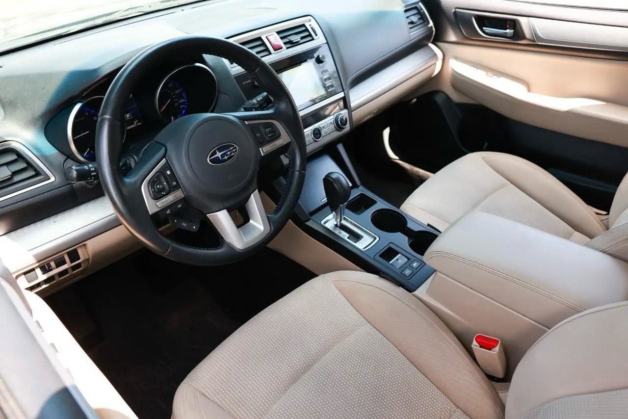 Used 2015 Subaru Outback 2.5i Premium AWD/4WD image 4