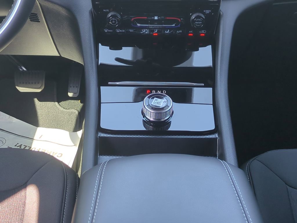 New 2025 Jeep Grand Cherokee Laredo RWD image 19