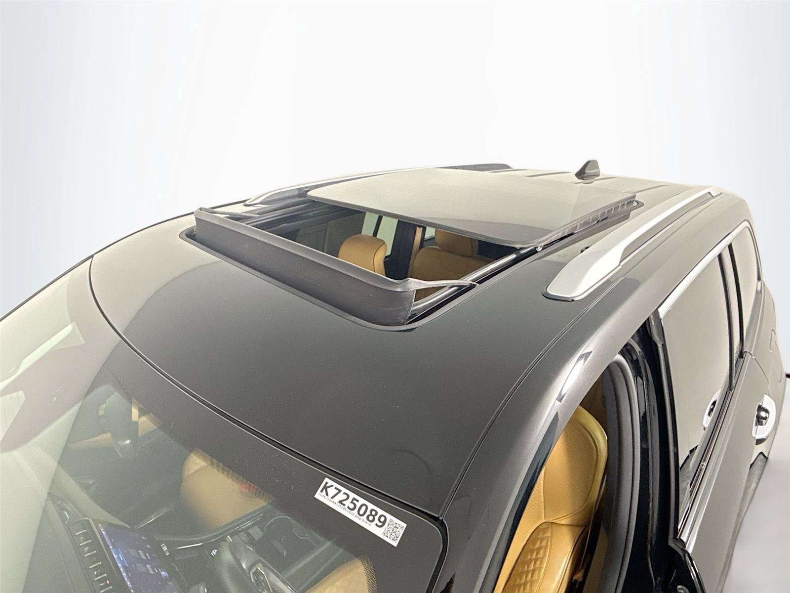 Used 2022 Jeep Grand Cherokee Summit w/ Luxury Tech Group V image 18