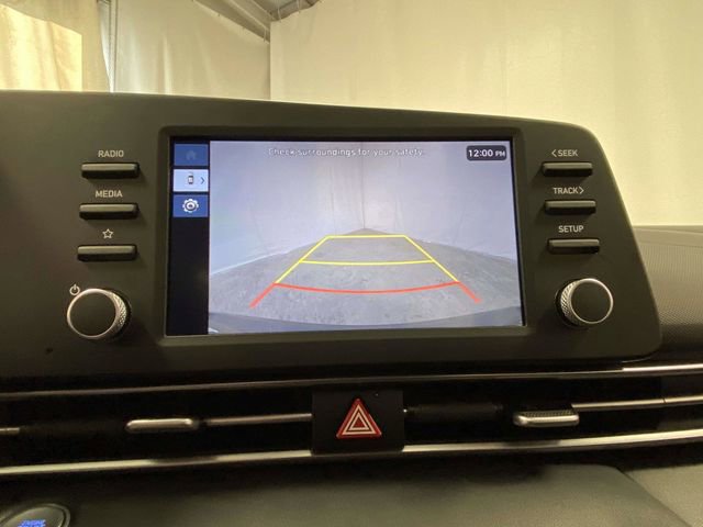 Certified 2025 Hyundai Elantra Blue image 16