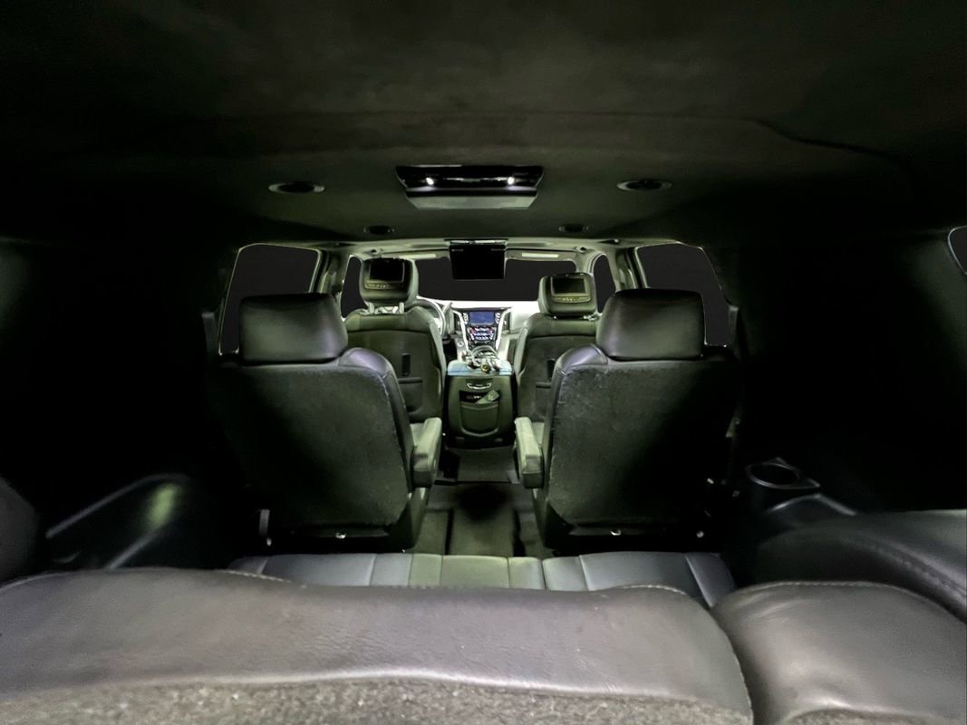 Used 2015 Cadillac Escalade ESV Platinum image 39