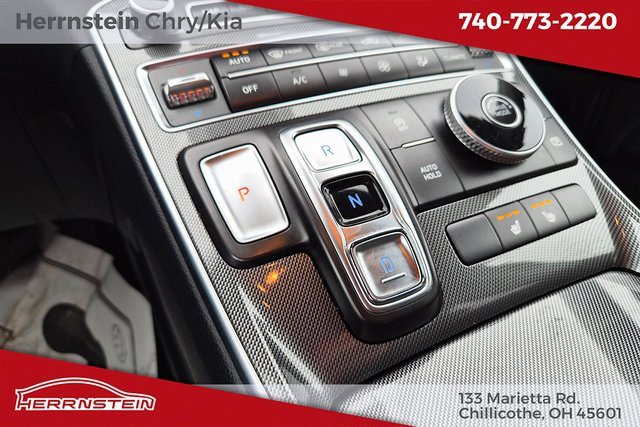 Used 2023 Hyundai Santa Fe SEL image 11