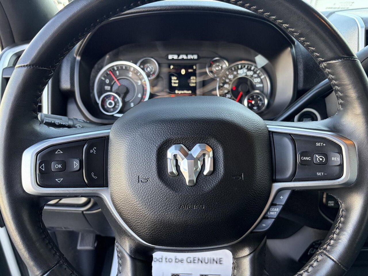 Used 2024 RAM 2500 Big Horn AWD/4WD image 12