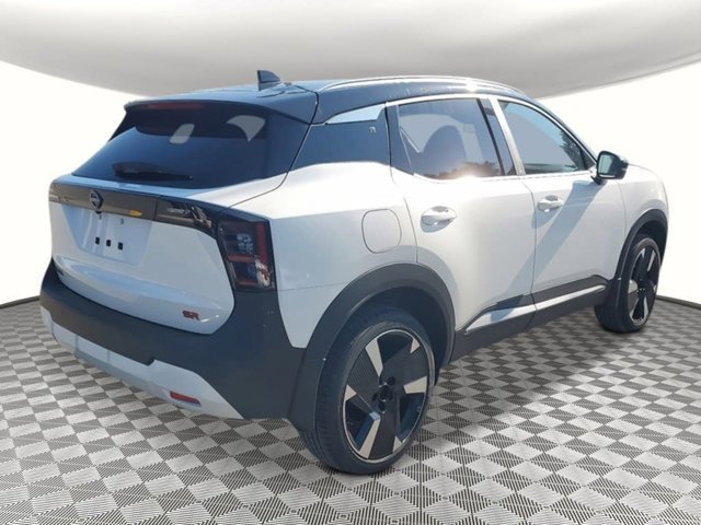 New 2026 Nissan Kicks SR image 4