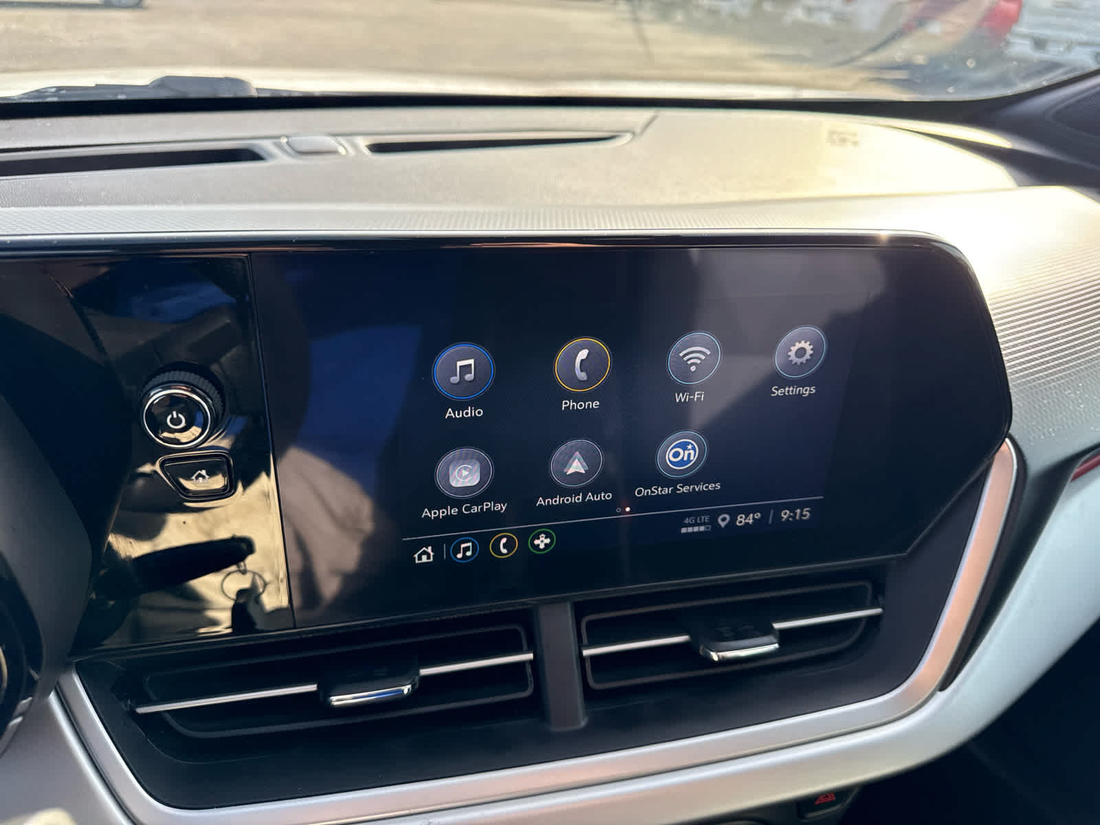 Certified 2024 Chevrolet Trax RS FWD image 15