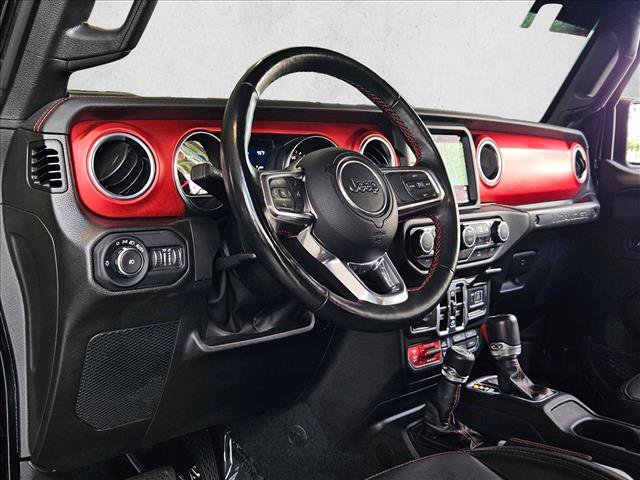 Used 2022 Jeep Wrangler Unlimited Rubicon w/ Cold Weather Group AWD/4WD image 10