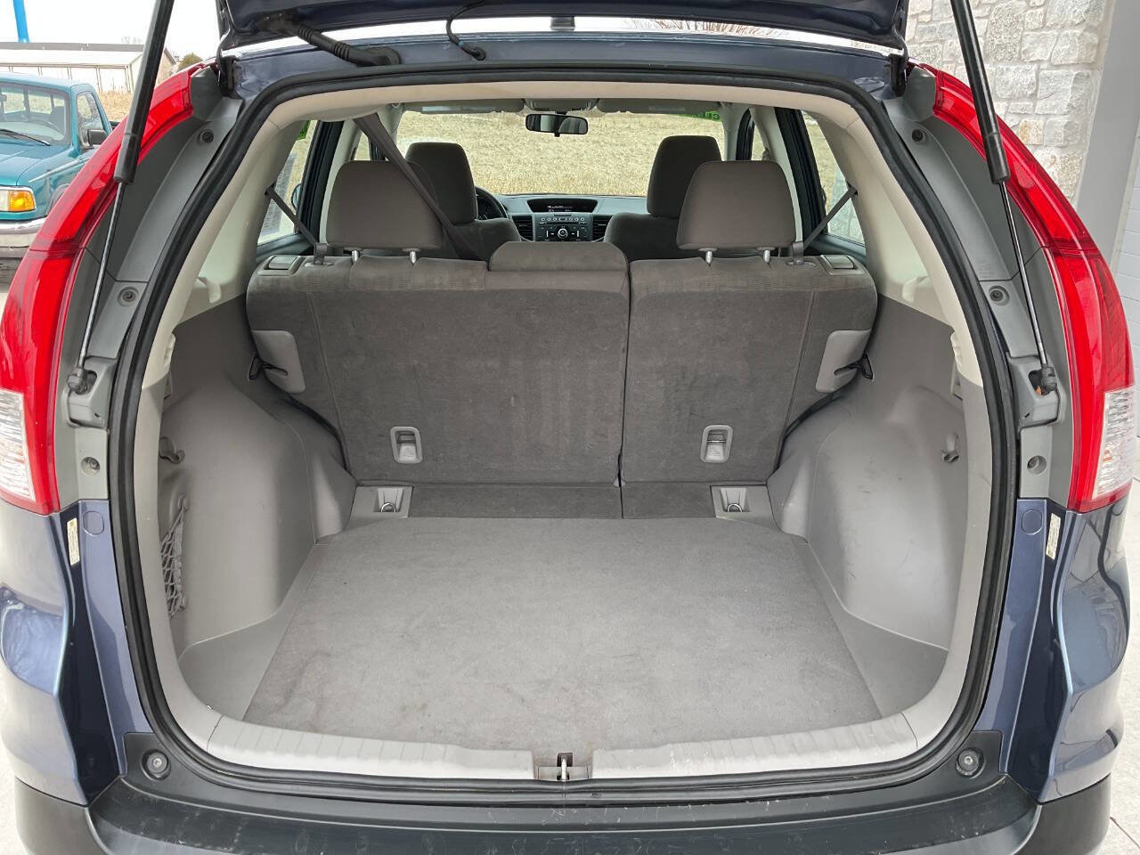 Used 2014 Honda CR-V LX image 29