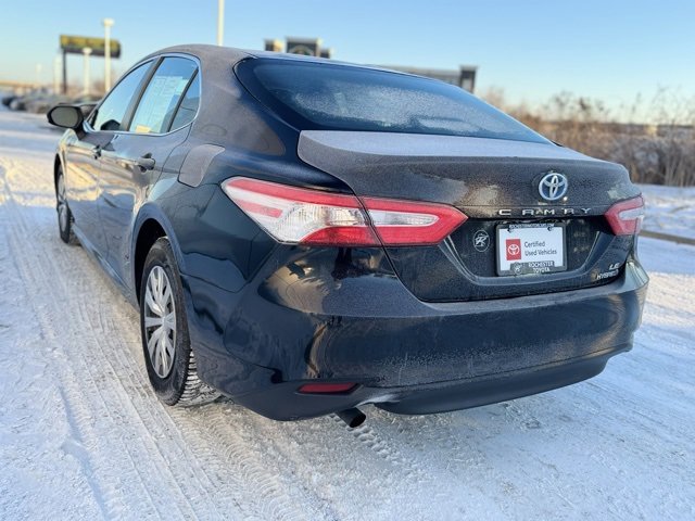 Certified 2018 Toyota Camry LE image 39
