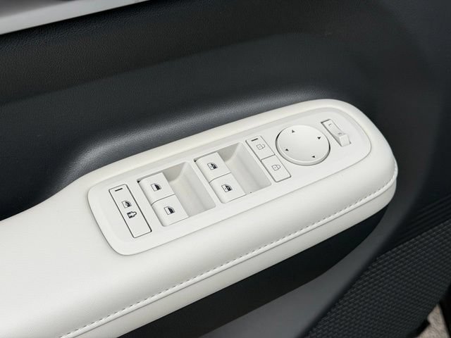 Certified 2024 Hyundai Santa Fe SEL FWD image 21