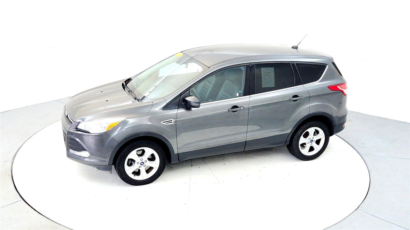 Used 2015 Ford Escape SE image 15