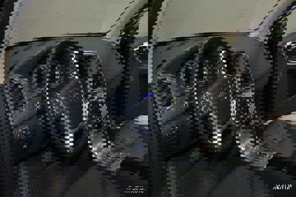 Used 2011 Volvo XC60 3.2 image 11