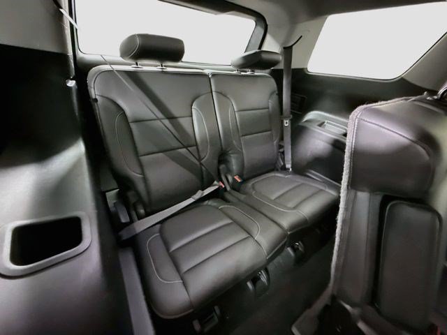 Used 2017 GMC Acadia SLT FWD image 44