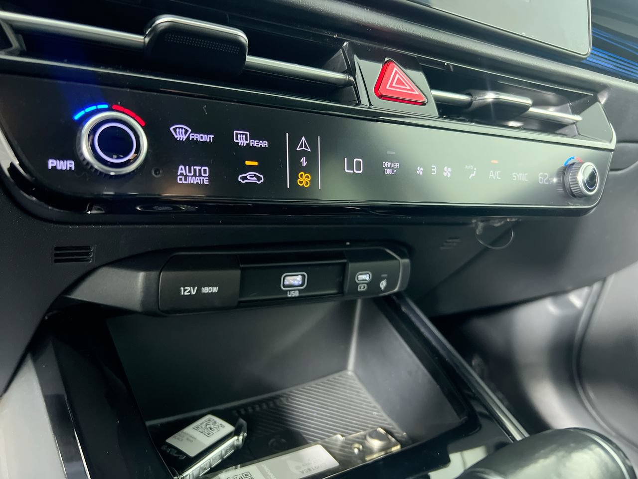 Certified 2025 Kia Niro EX Touring FWD image 25