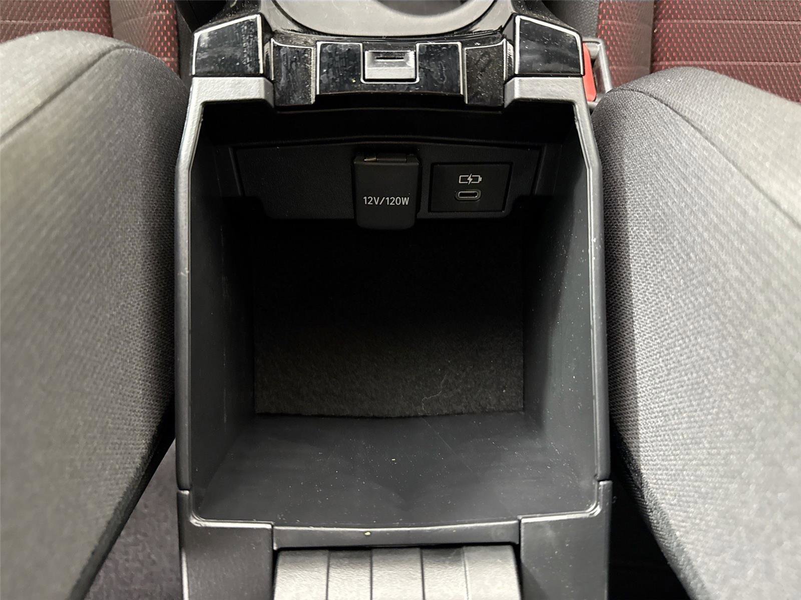 Certified 2024 Toyota Corolla SE image 33