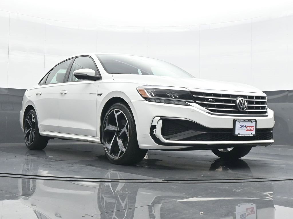 Used 2020 Volkswagen Passat 2.0T R-Line image 24
