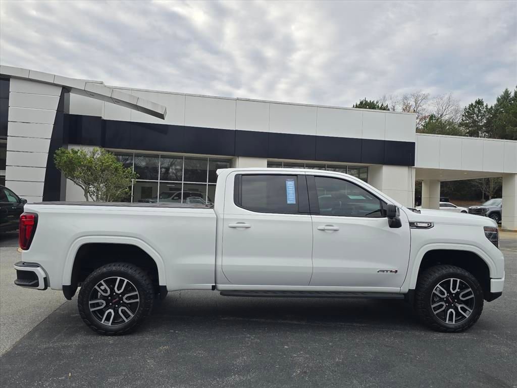 Certified 2022 GMC Sierra 1500 AT4 w/ AT4 Premium Package image 2