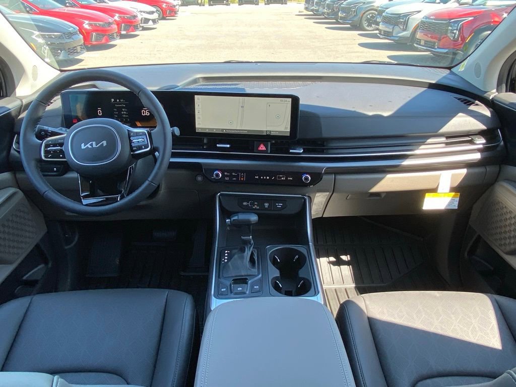 New 2026 Kia Carnival image 18
