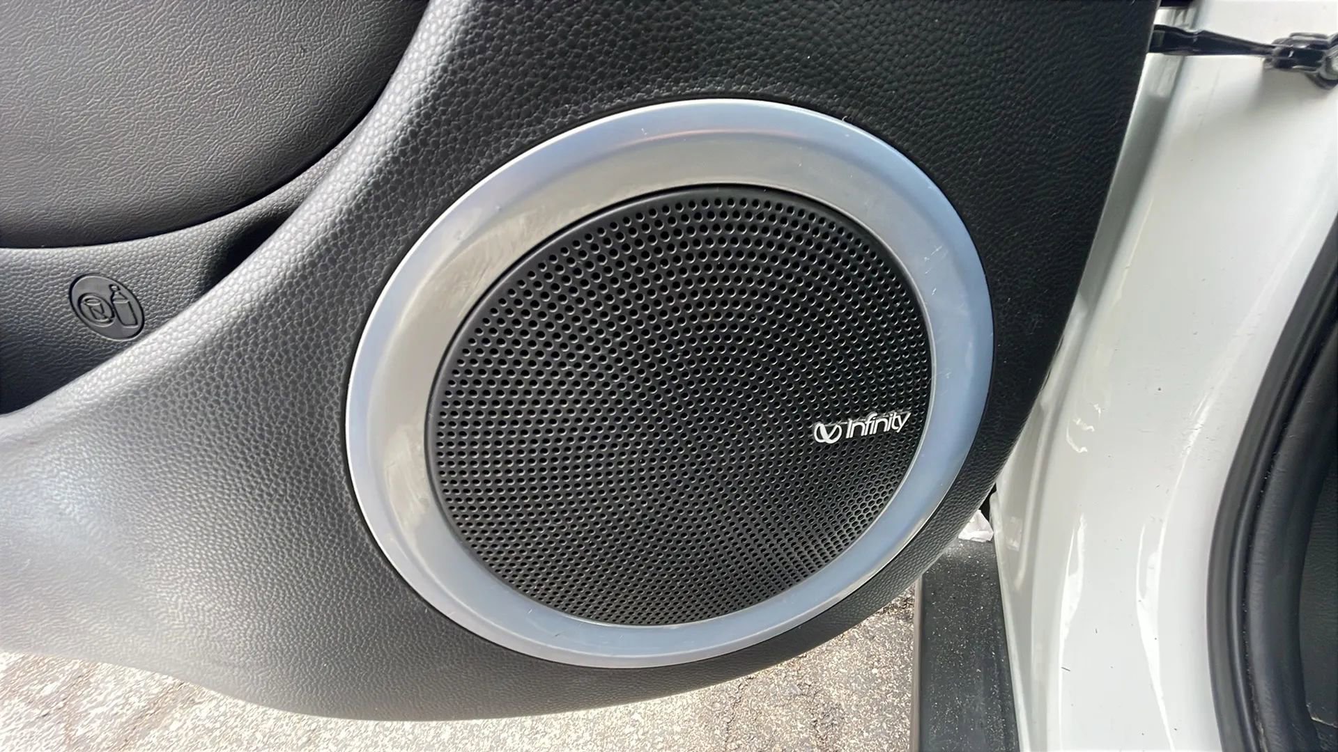 Used 2014 Kia Soul ! w/ Sun & Sound Package image 18