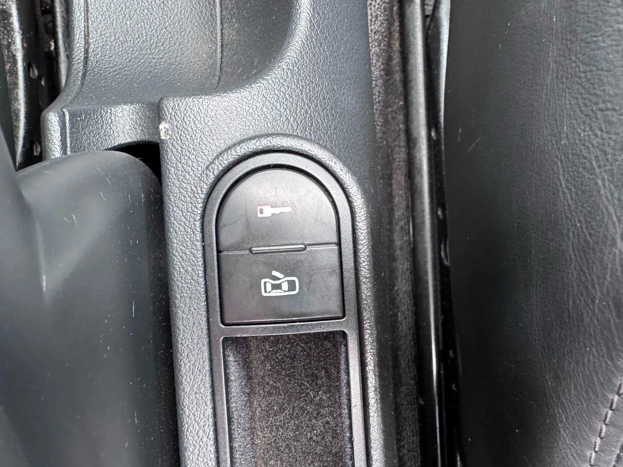 Used 2005 Audi TT 1.8T image 27