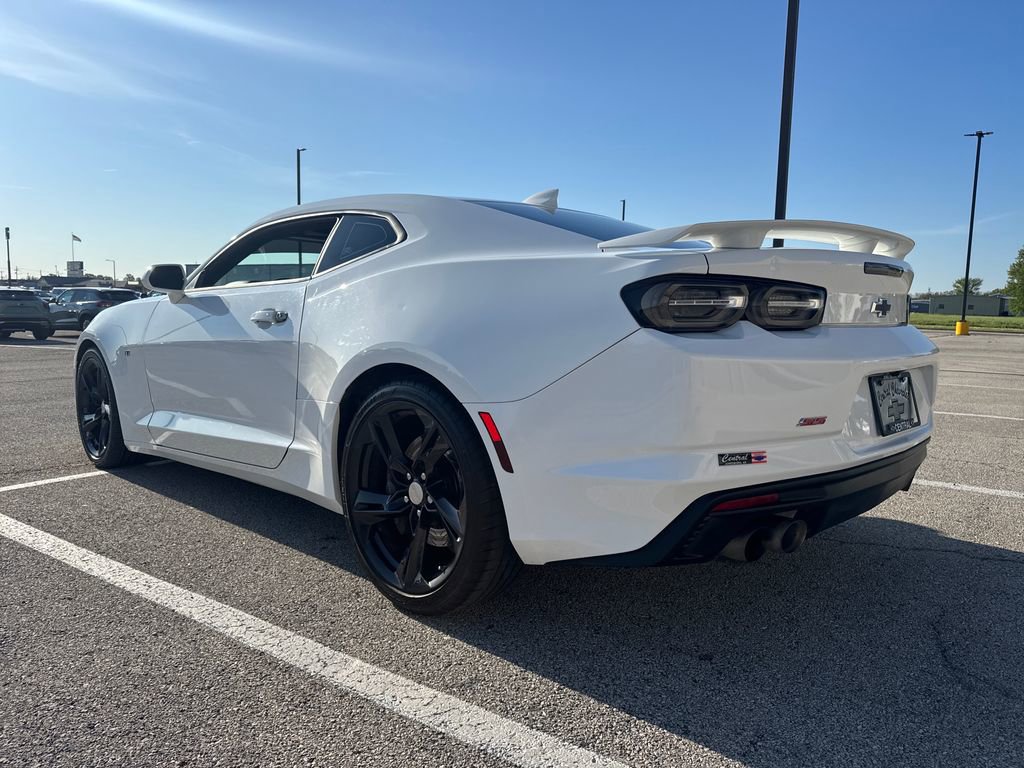 Used 2019 Chevrolet Camaro SS image 4