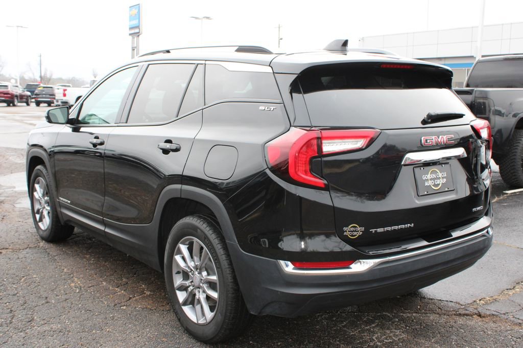 Used 2024 GMC Terrain SLT image 7