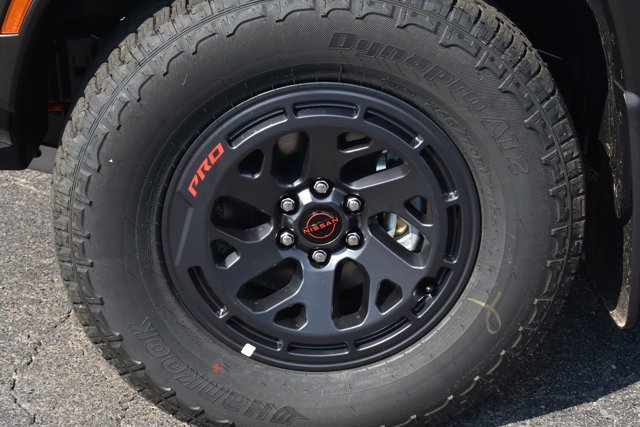 New 2026 Nissan Frontier PRO-4X w/ Pro-4x Convenience Package image 10