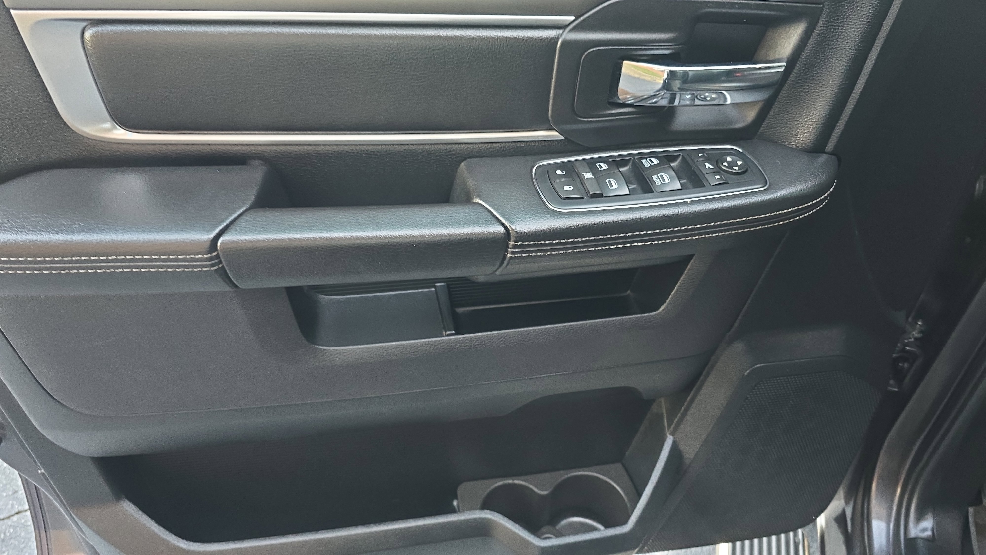 Used 2017 RAM 1500 Sport w/ Convenience Group image 49