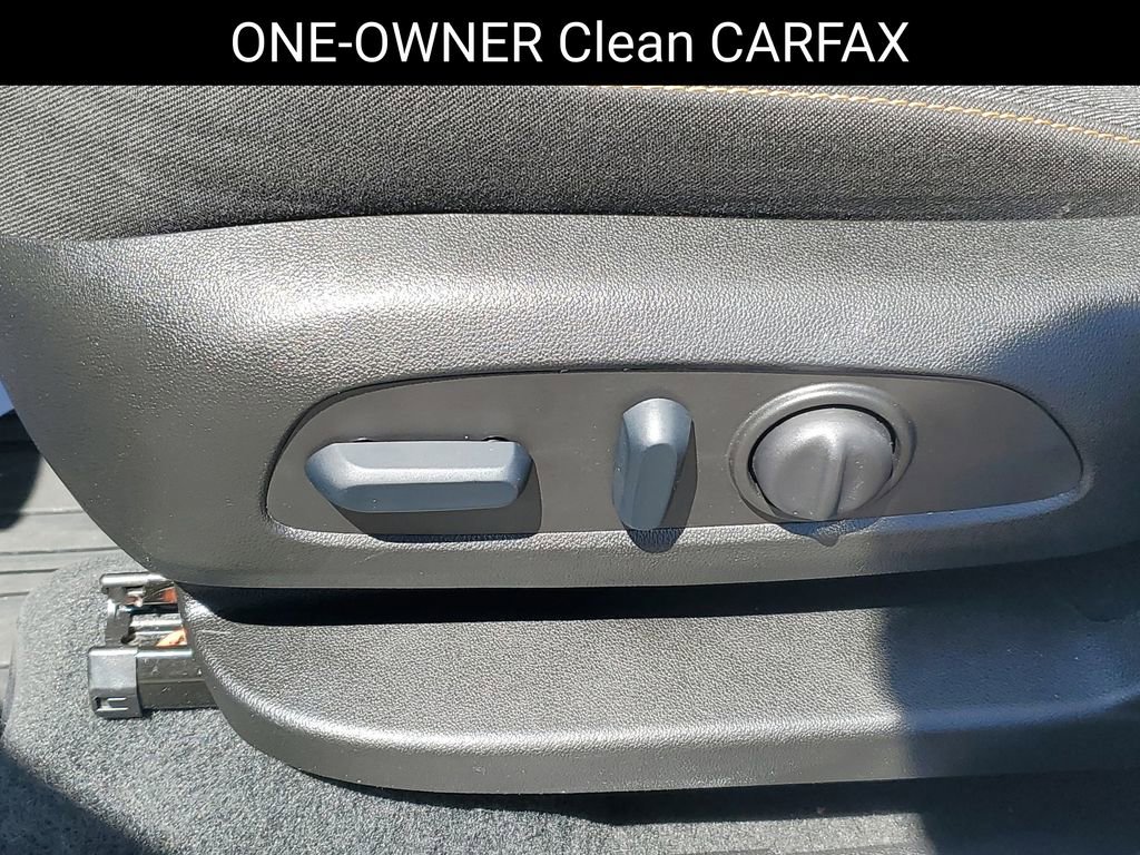 Used 2024 Chevrolet Equinox LT w/ LPO, Floor Liner Package FWD image 7