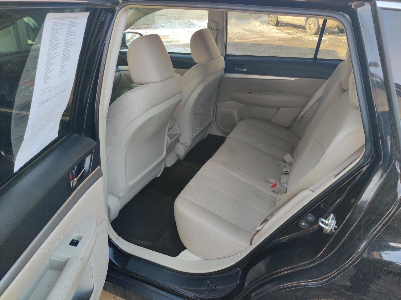 Used 2014 Subaru Outback 2.5i Premium AWD/4WD image 12