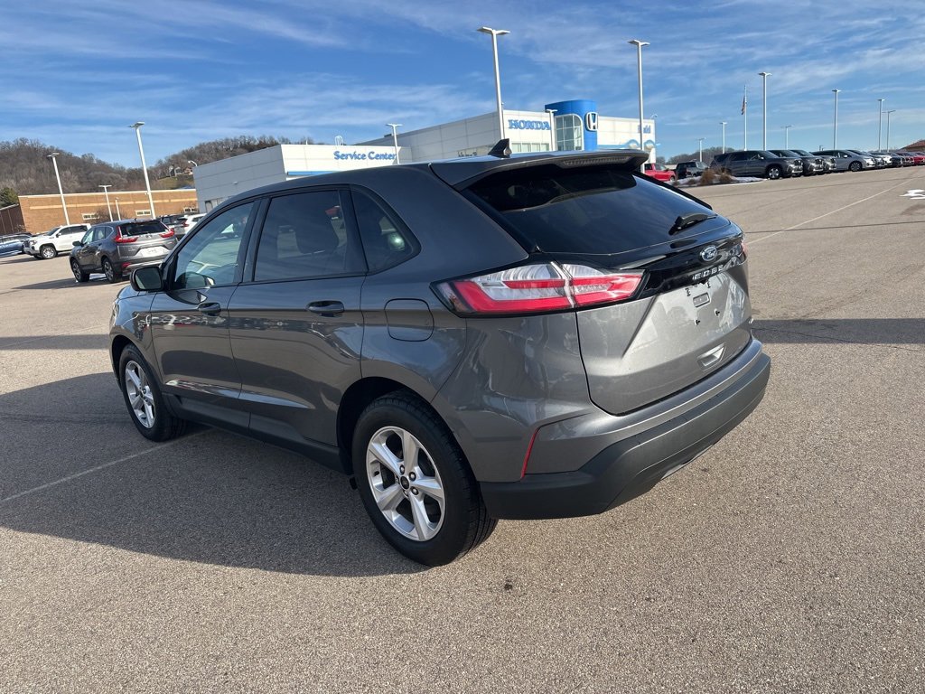 Used 2024 Ford Edge SE image 9